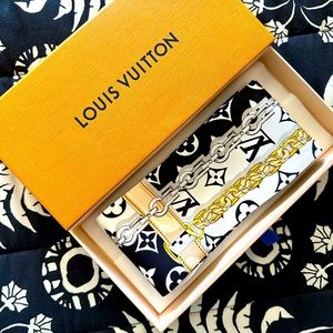 M78656 LV Bandeau Monogram Confidential Chains NWT Louis Vuitton Scarf